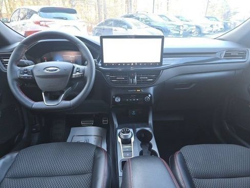 Used 2023 Ford Escape ST-Line w/ Tech Pack #1 AWD/4WD image 17