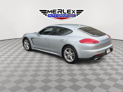 Used 2016 Porsche Panamera 4 AWD/4WD image 6