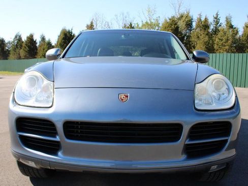 Used 2005 Porsche Cayenne S image 2