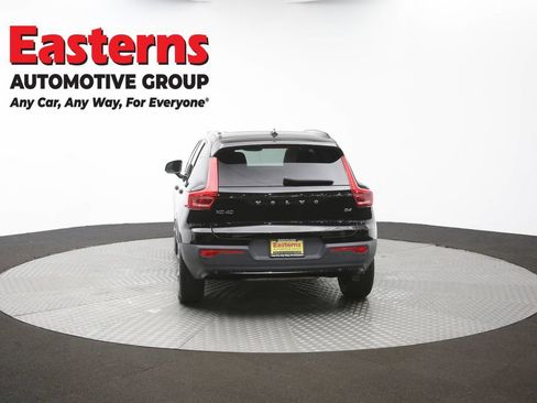 Used 2023 Volvo XC40 B4 Ultimate FWD image 61