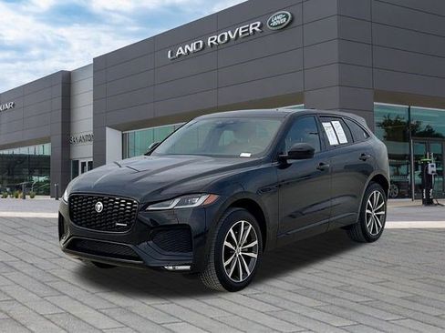 Used 2025 Jaguar F-PACE R-Dynamic S image 1