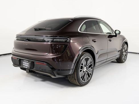 New 2025 Porsche Macan Turbo Electric image 10