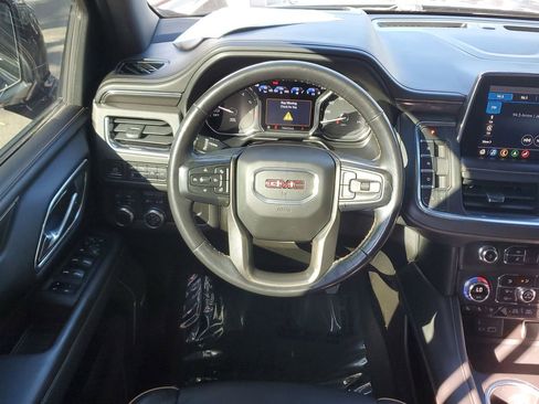 Used 2021 GMC Yukon XL AT4 w/ AT4 Premium Package image 15
