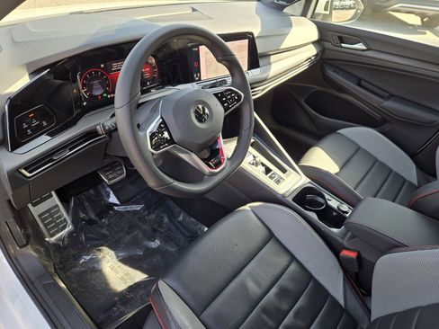 Used 2022 Volkswagen GTI SE w/ SE Leather Package image 10