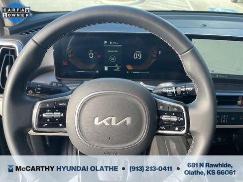Used 2025 Kia Sorento S AWD/4WD image 7