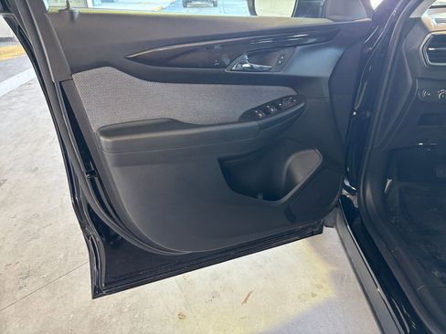 Used 2025 Chevrolet TrailBlazer LT image 26