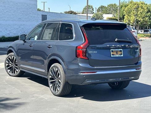 New 2026 Volvo XC90 T8 Ultra w/ Protection Package Premier image 5