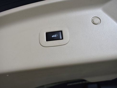 Used 2021 INFINITI QX80 Sensory w/ All-Season Package image 38