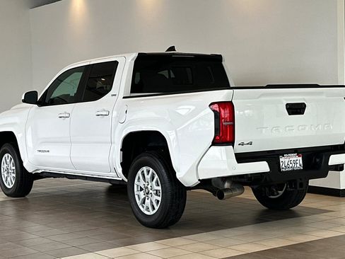 Certified 2025 Toyota Tacoma SR5 image 6