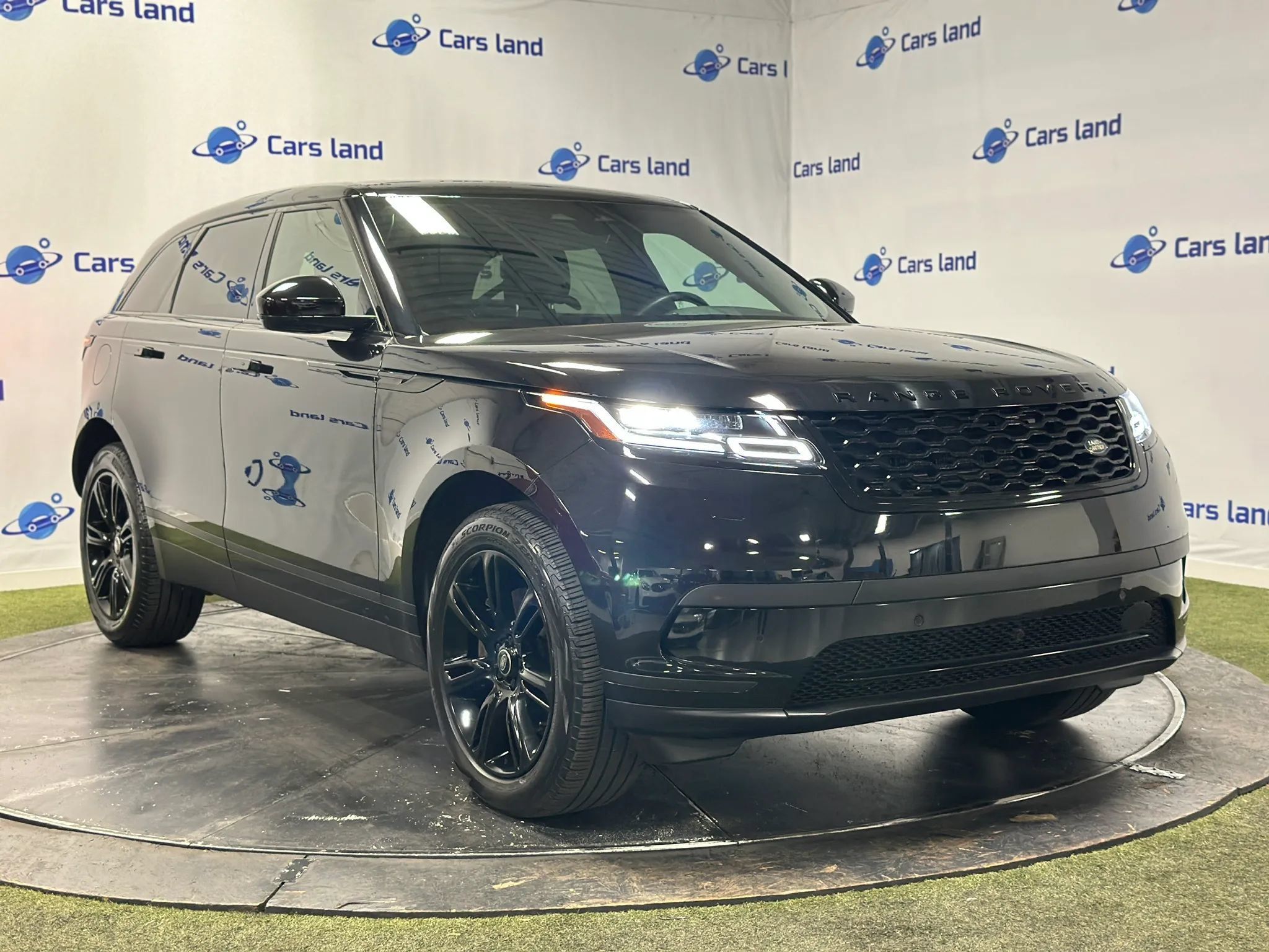 Used 2023 Land Rover Range Rover Velar S AWD/4WD image 1