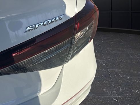 Used 2025 Honda Civic Sport image 27