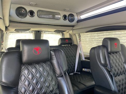 Used 2023 GMC Savana 2500 Extended image 24
