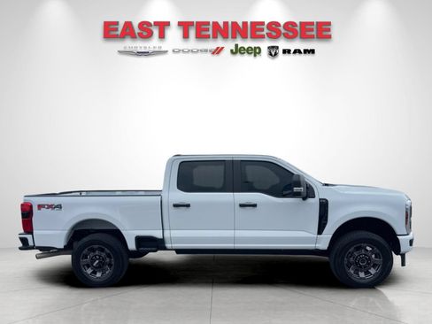 Used 2024 Ford F250 XL w/ STX Appearance Package AWD/4WD image 2
