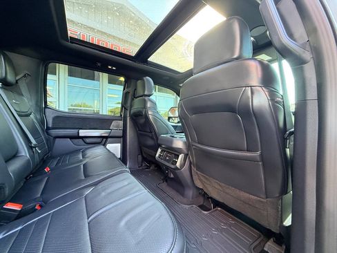 Used 2025 Ford F250 Platinum AWD/4WD image 39