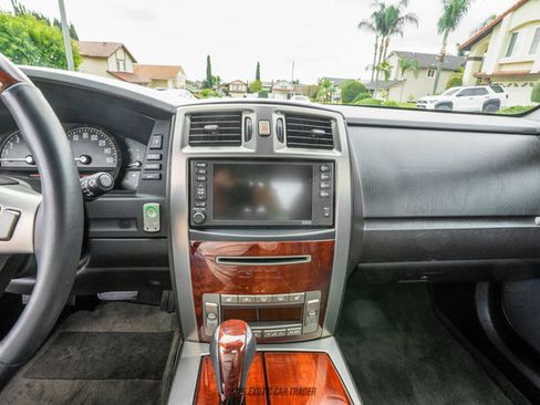 Used 2006 Cadillac XLR image 34