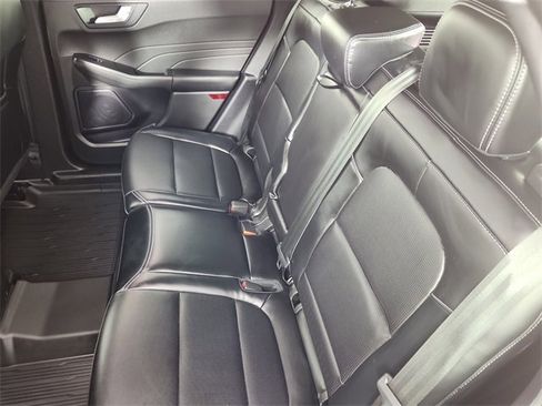 Used 2023 Ford Escape Platinum image 11