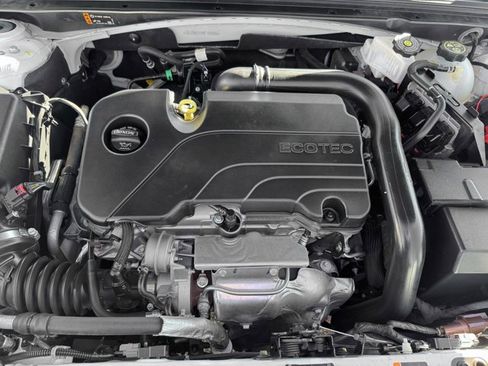 Used 2024 Chevrolet Malibu LT image 21