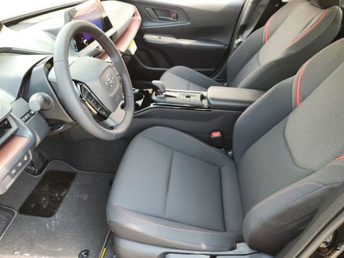 New 2026 Toyota Prius Plug-In Hybrid image 9