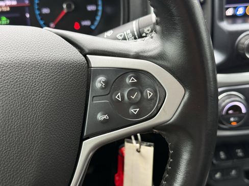 Used 2022 Chevrolet Colorado ZR2 w/ ZR2 Midnight Special Edition image 17