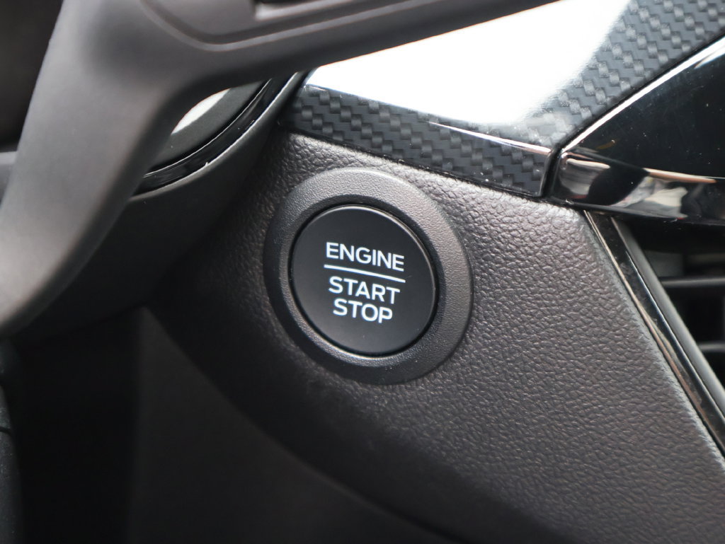 Certified 2025 Ford Escape ST-Line AWD/4WD image 31