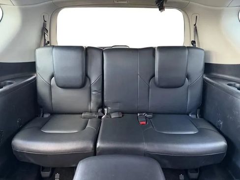 Used 2023 Nissan Armada SL w/ Captain's Chairs Package image 32