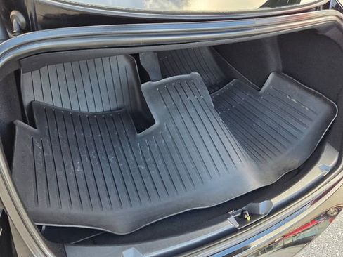 Used 2021 Tesla Model 3 Standard Range Plus image 13