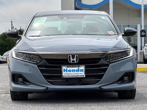 Used 2022 Honda Accord Sport image 5