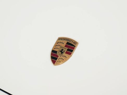 Certified 2026 Porsche Taycan AWD/4WD image 8