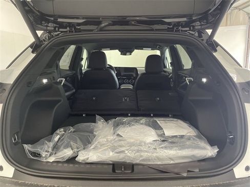 New 2025 Chevrolet Blazer EV LT image 16