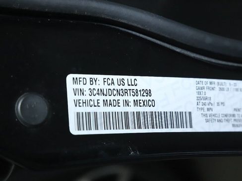 Used 2024 Jeep Compass Limited image 20