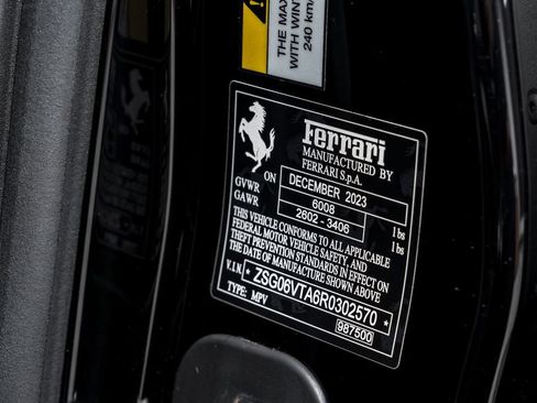 Used 2024 Ferrari Purosangue AWD/4WD image 11
