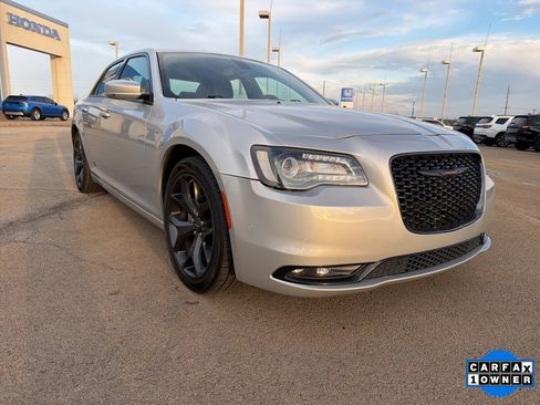 Used 2023 Chrysler 300 S image 3