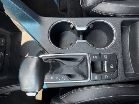 Used 2021 Kia Sportage S w/ S AWD Premium Package image 18