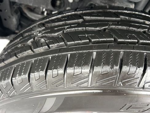 Used 2024 Jeep Wrangler Sport S image 24