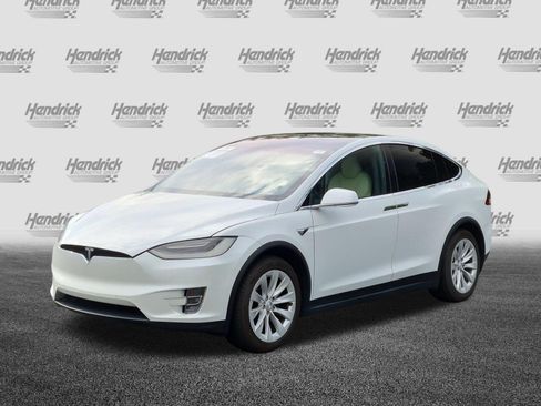 Used 2020 Tesla Model X Long Range AWD/4WD image 5