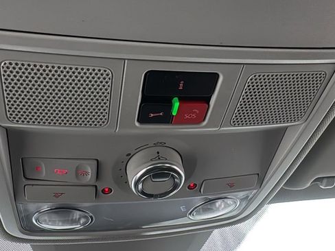 Used 2020 Volkswagen Passat 2.0T R-Line image 29