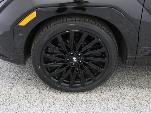 Used 2025 Hyundai Santa Fe Calligraphy image 11