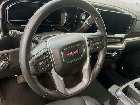 Used 2023 GMC Sierra 1500 Elevation image 18