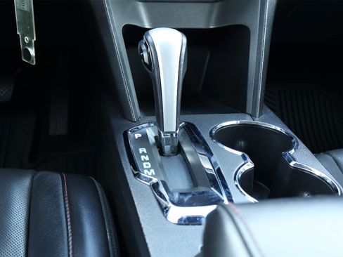 Used 2015 Chevrolet Equinox LTZ image 17