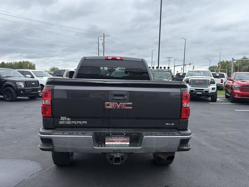 Used 2015 GMC Sierra 2500 SLE w/ SLE Preferred Package AWD/4WD image 4