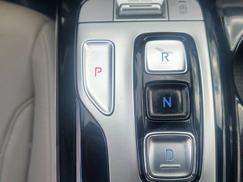 Used 2022 Hyundai Tucson Limited image 24