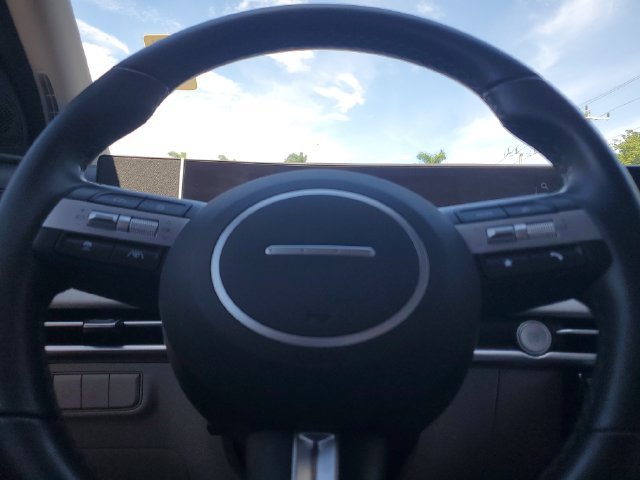Certified 2025 Hyundai Tucson SEL FWD image 12