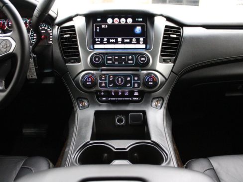 Used 2018 Chevrolet Tahoe LT RWD image 27