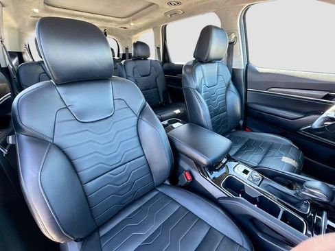 Used 2022 Kia Telluride SX w/ SX Prestige Package AWD/4WD image 31