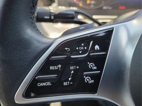 Used 2022 Mercedes-Benz C 300 Sedan image 17