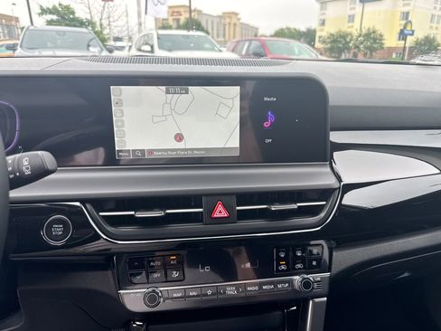 New 2025 Kia Seltos S image 28