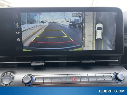 Used 2024 Hyundai Kona Limited image 31