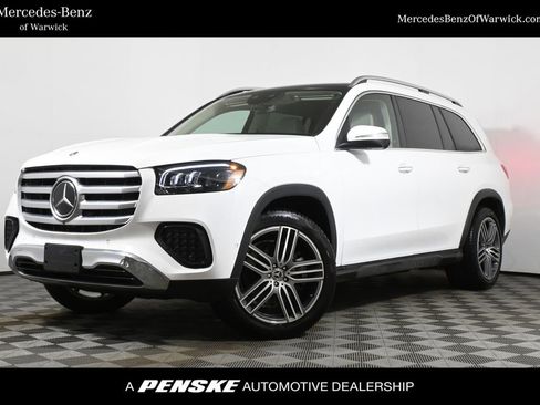 Used 2026 Mercedes-Benz GLS 450 4MATIC image 1