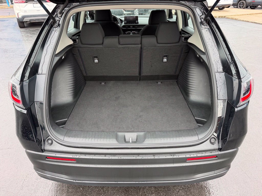 Certified 2023 Honda HR-V LX image 28