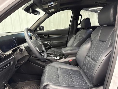 Used 2025 Kia Telluride SX Prestige X-Line AWD/4WD image 16
